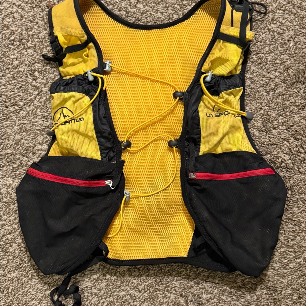Women’s La Sportiva Trail Vest - S/M (see notes)